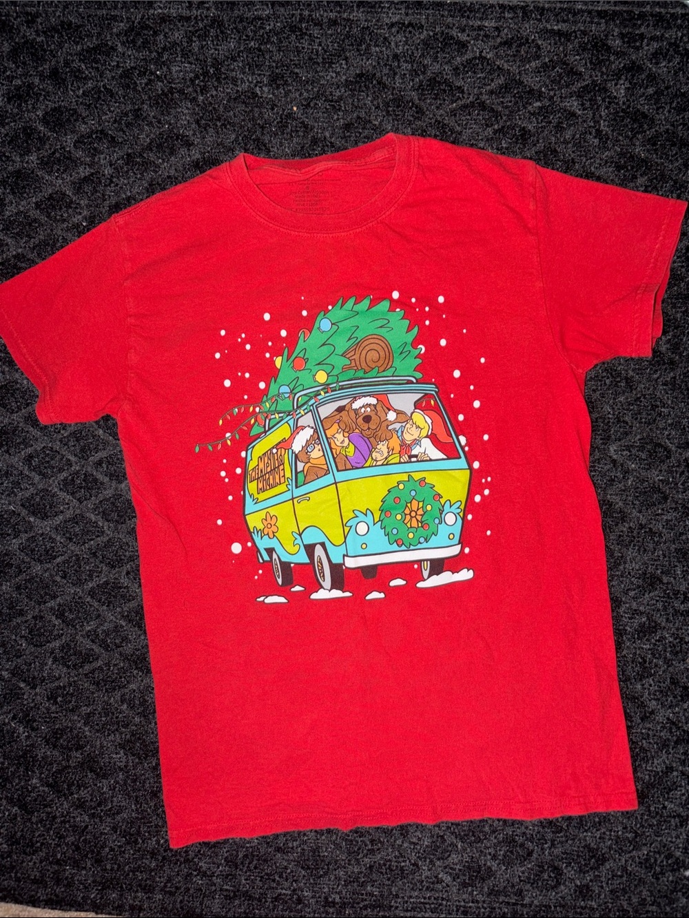 Scooby-Doo Mystery Machine Christmas Red T-Shirt Men's Size Small 100% Cotton